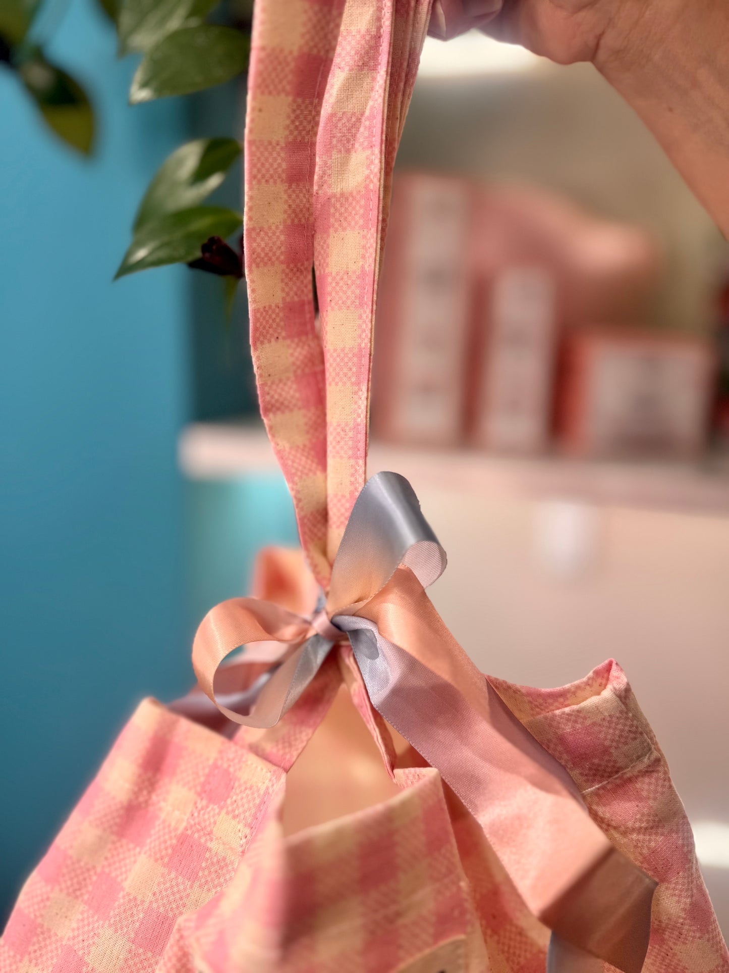 Isolè beauty Easter bag